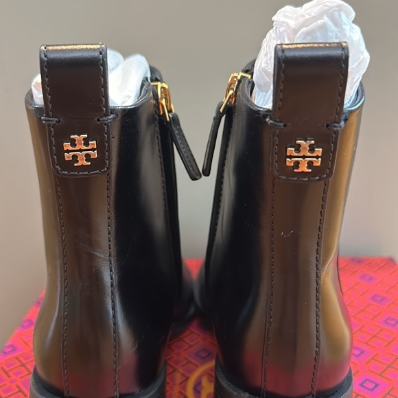 New in Box • Tory Burch Casual Zip Up Bootie - Picture 4 of 7